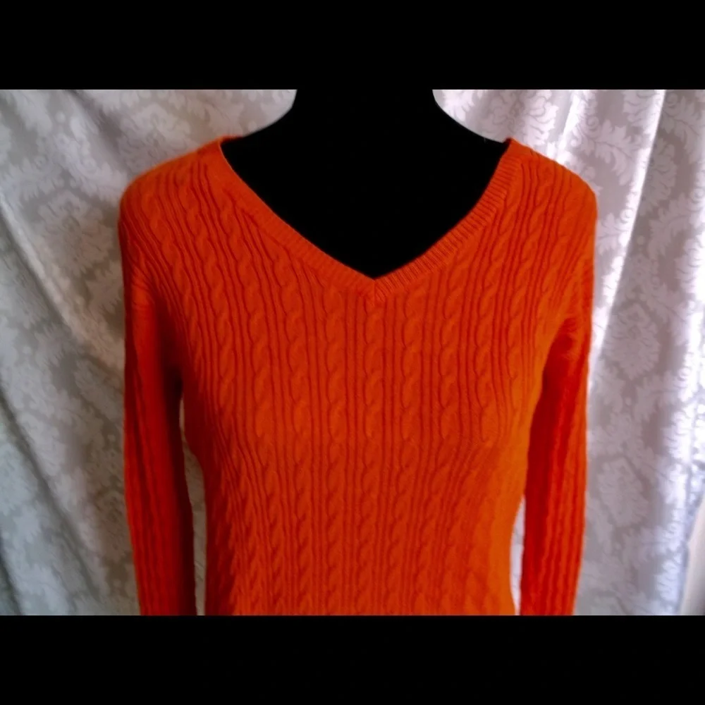 Orange V Neck sweater M